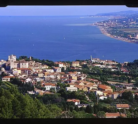 Lejlighed Grazioso Panoramico Sirolo